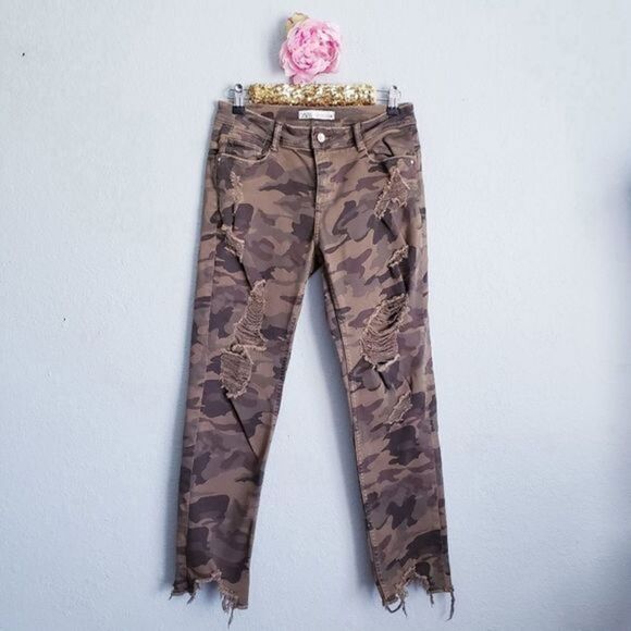 Zara Camouflage Distressed Raw Hem Jeans - Picture 1 of 9
